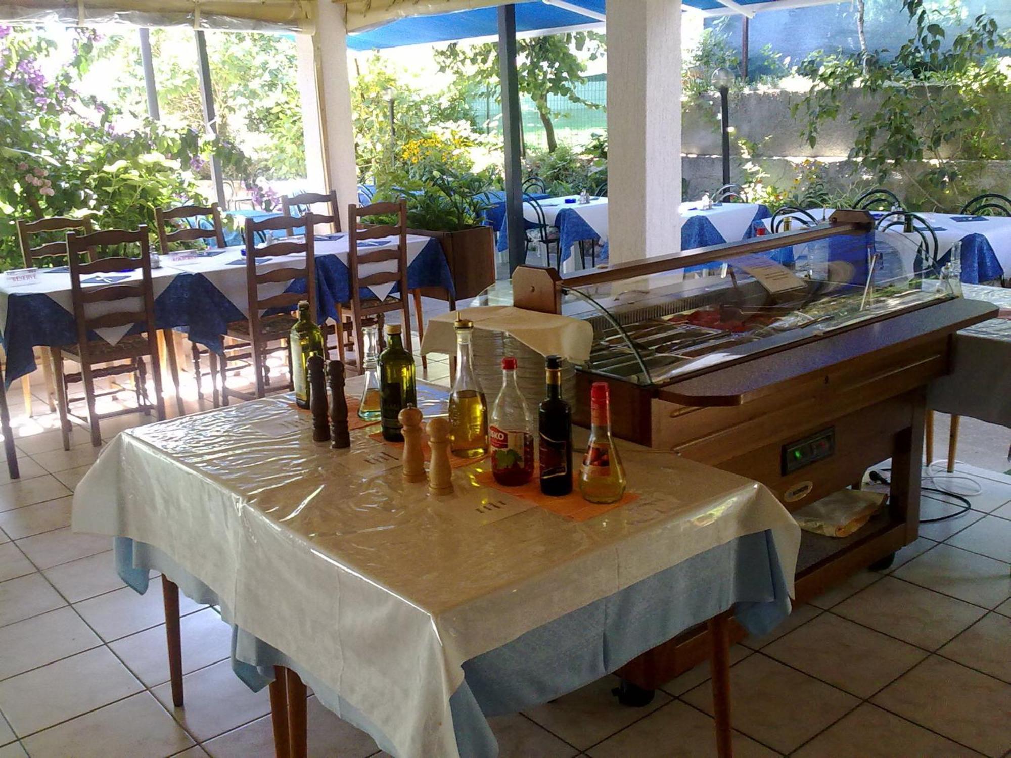 Pansion Ana Hotel Mali Lošinj Екстериор снимка