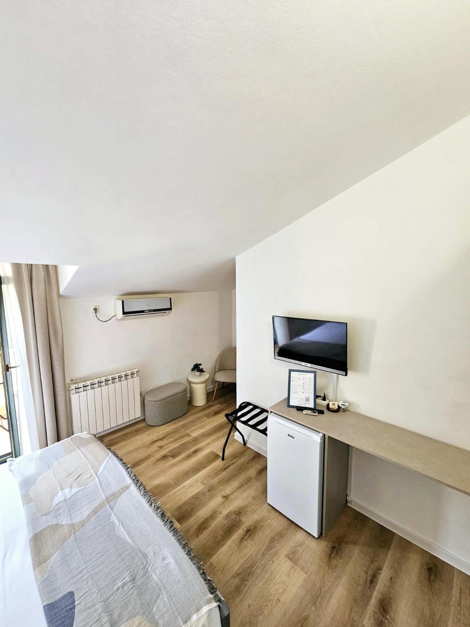 Pansion Ana Hotel Mali Lošinj Екстериор снимка
