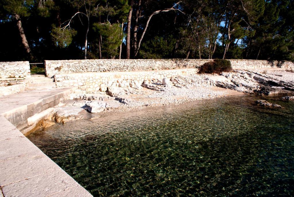 Pansion Ana Hotel Mali Lošinj Екстериор снимка
