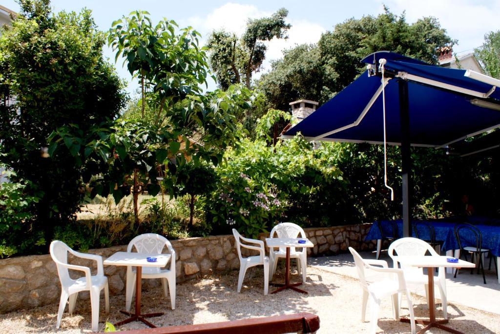 Pansion Ana Hotel Mali Lošinj Екстериор снимка