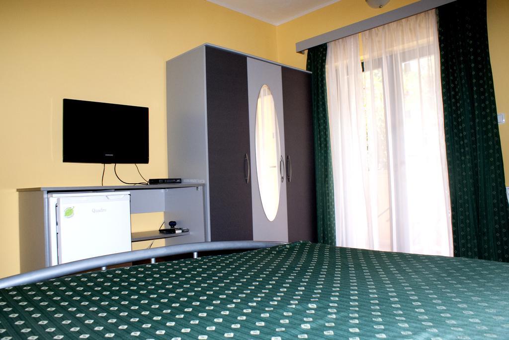 Pansion Ana Hotel Mali Lošinj Екстериор снимка